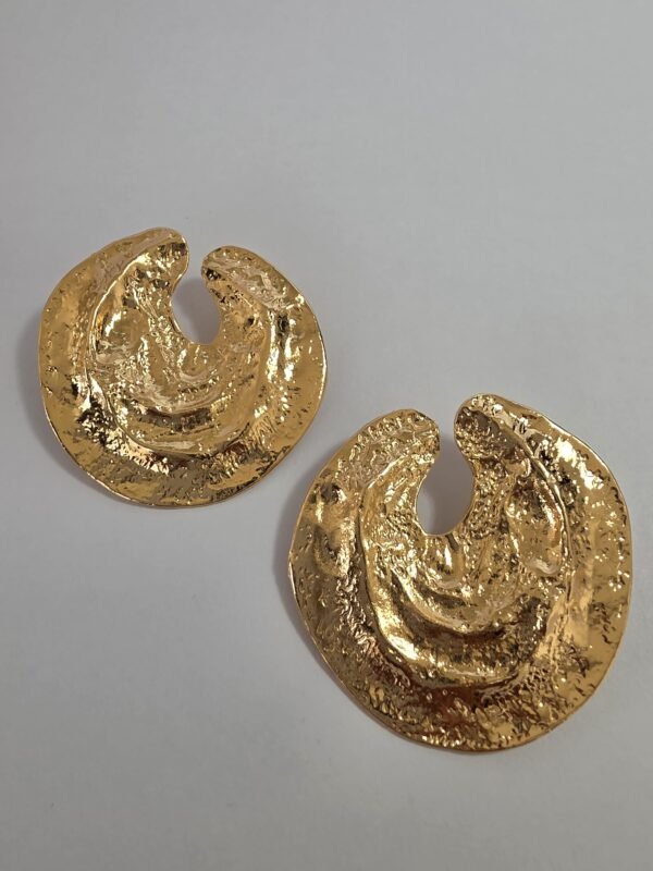 Aretes