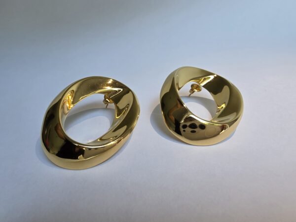 Aretes