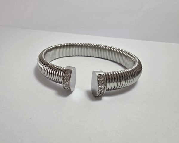 Brazalete plateado con zirconias