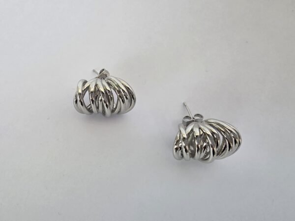 Aretes